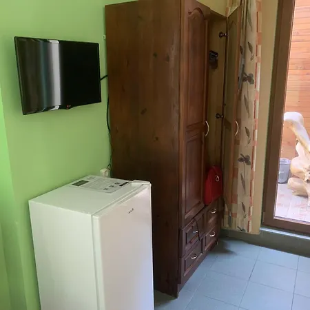 Maxim - Free Parking Konukevi