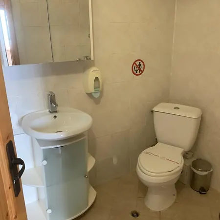 Konukevi Maxim - Free Parking 3*