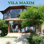 Maxim بيت ضيافة فارنا