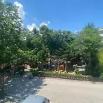 Maxim بيت ضيافة فارنا