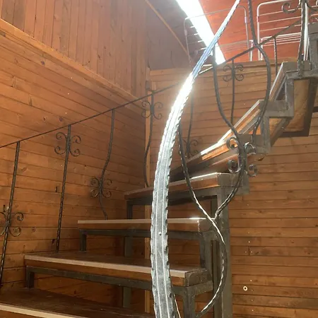 Maxim - Free Parking Къща за гости