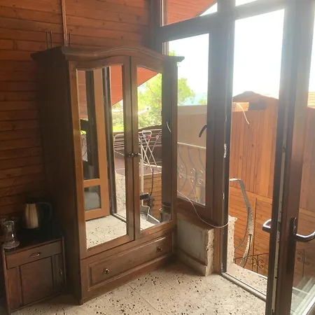 Maxim - Free Parking Gasthuis Varna