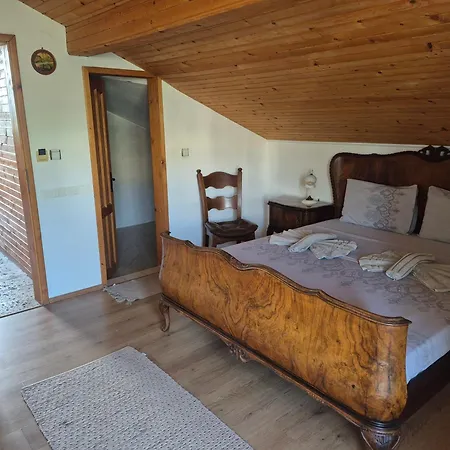 Maxim - Free Parking Варна