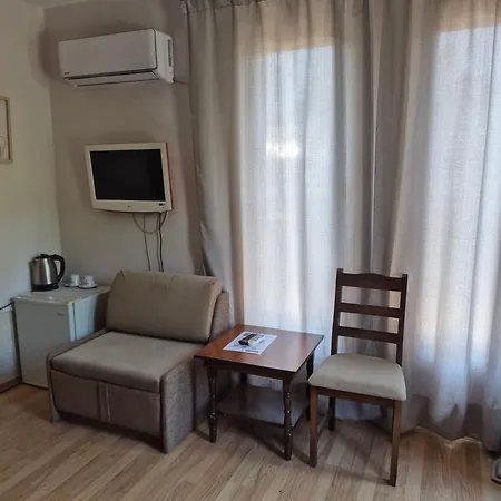 Maxim - Free Parking 3* Варна