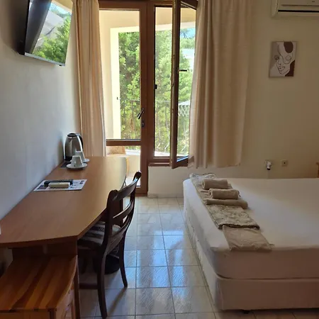 Maxim - Free Parking Варна