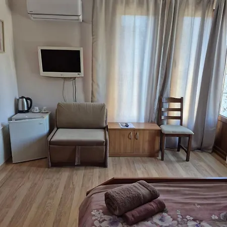 Maxim Guest house 3*